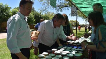 El pueblo es reconocido en toda la región por su Fiesta Provincial de las Conservas