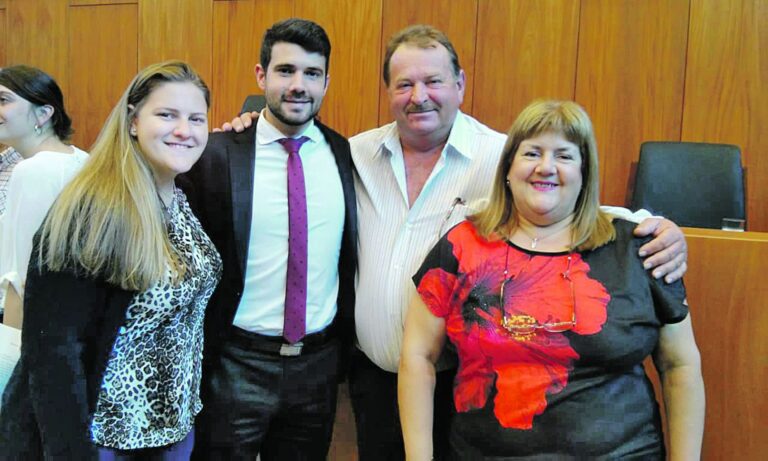 La familia que la acompañó desde el primer día. Sus padres