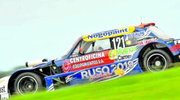 El Ford del Di Meglio Sport en plena actividad.