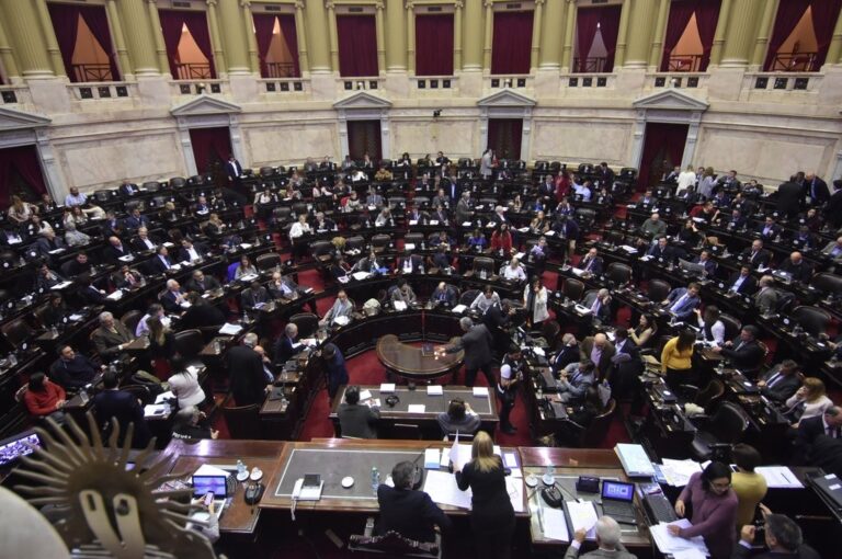 En las elecciones de este año se renovarán 130 diputados y 24 senadores. Tanto el oficialismo como la oposición podrían perder a sus principales figuras. Archivo.