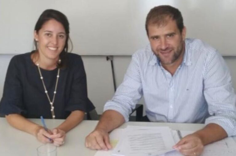 María Delia Parera y Guillermo Luzzi estuvieron reunidos en la Capital Federal. Gentileza: prensa Gobierno de Santa Fe.