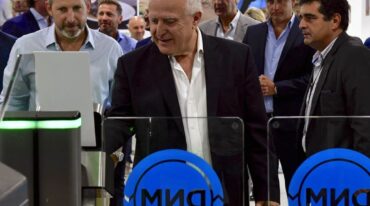 Lifschitz y Frigerio estuvieron en el acto de presentación de las puertas nuevas. Gentileza: prensa Gobierno de Santa Fe.