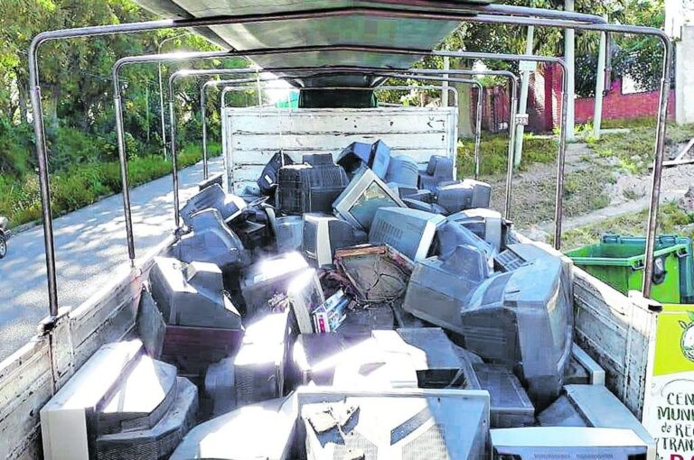 En casi dos años del inicio de la campaña se hicieron 13 viajes a Buenos Aires en los que se trasladaron 136.040 kilos.  Gentileza de Centro Municipal de Recepción y Transferencia de Raees