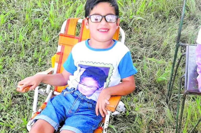 Erik debe someterse a un tratamiento regenerativo que permite solucionar los problemas neuronales.