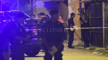 Los investigadores presumen que los apresados serían quienes abrieron fuego contra un grupo de gente