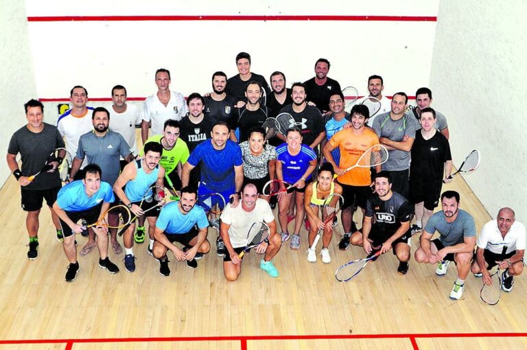 Parte de los participantes del torneo Reinauguración.