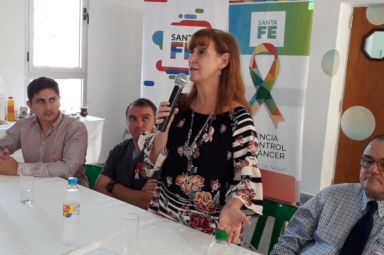 La ministra Uboldi encabezó la presentación. Gentileza: prensa Gobierno de Santa Fe.