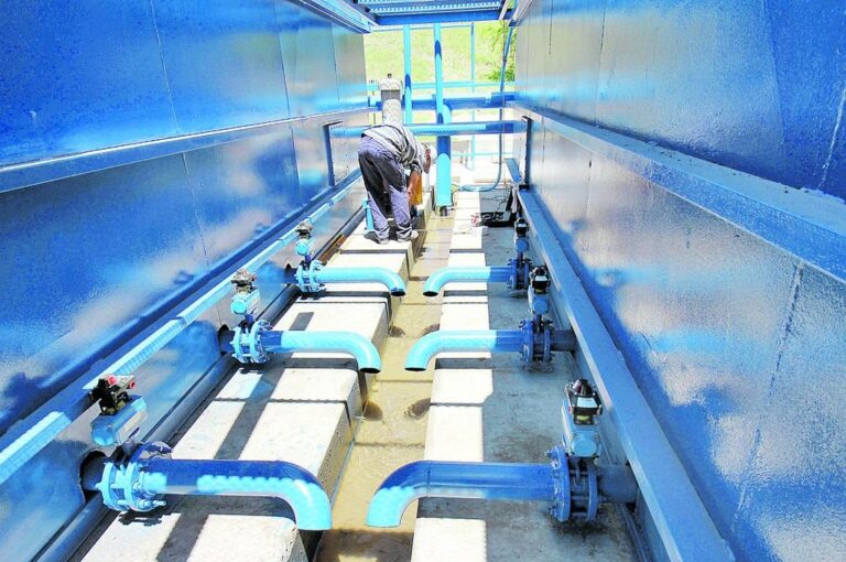 Es millonaria la inversión provincial para mejorar la provisión de agua potable a distintas localidades entrerrianas.