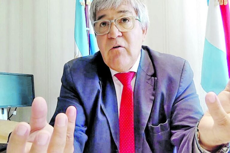 Fernando Cañete describió los problemas que debe afrontar la obra social más importante de la provincia.