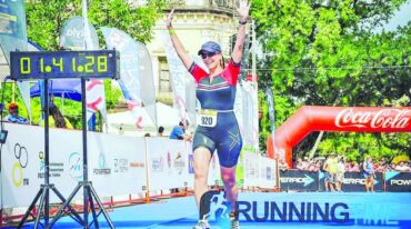 Mayda Cresto practica atletismo y natación. Además
