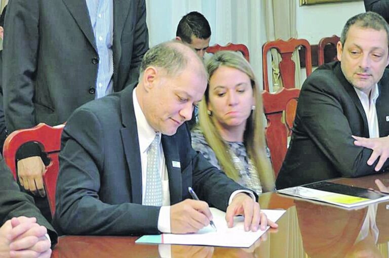 Los rectores Sabella y Sattler han coincido en varias acciones que benefician a ambas universidades.
