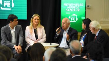 Lifschitz y Geese encabezaron la presentación. Gentileza: prensa Gobierno de Santa Fe.