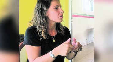 Antonieta Priolo es sorda de nacimiento