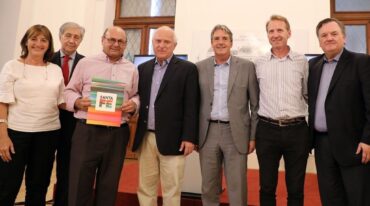 Lifschitz entregó maquinaria a distintos comités de cuenca de la provincia Gentileza: prensa Gobierno de Santa Fe.