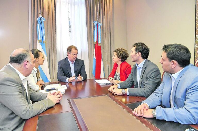 El Cippec resaltó políticas públicas hacia el trabajador del Estado priorizan perfiles