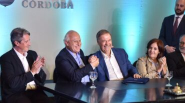 Lifschitz y Schiaretti ponen en marcha el proyecto para construir el acueducto interprovincial Santa Fe-Córdoba. Gentileza: prensa Gobierno de Santa Fe.