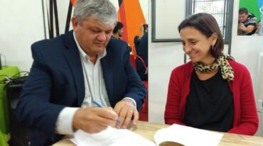 El intendente Alberto Ricci y Cecilia Nieto