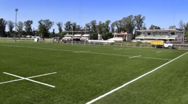 Recorrida. Las autoridades de la World Rugby se fueron muy conformes por el avance de las obras. Gentileza: Lucía Dozo.