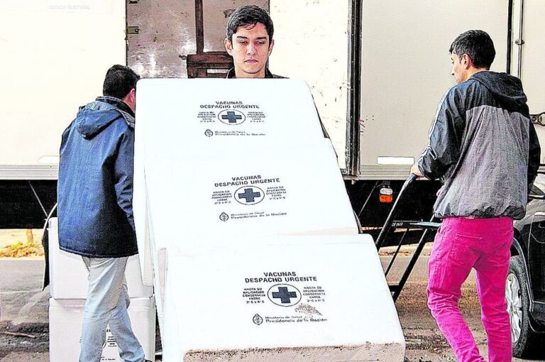 Con la llegada de las primeras dosis con la gripe la provincia despliega una planificación que debe contener a los 360 vacunatorios.