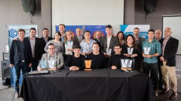 Reconocimiento. Autoridades y premiados en la jornada de reconocimiento al Joven Empresario santafesino 2019. Gentileza: Ignacio Platini.