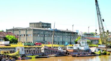 Barcos a medio hundir