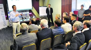 Presentación. Tuvo lugar en el Business Center del Hotel Los Silos de la ciudad de Santa Fe y estuvieron presentes Luis Coloccioni