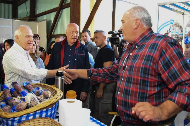 Miguel Lifschitz recorrió la muestra productiva. Gentileza: prensa Gobierno de Santa Fe.