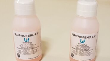 El laboratorio local provee este fármaco al sistema público a un 70% menos que el precio promedio de los manuales farmacéuticos actualizados hace un mes. Gentileza: prensa Gobierno de Santa Fe.