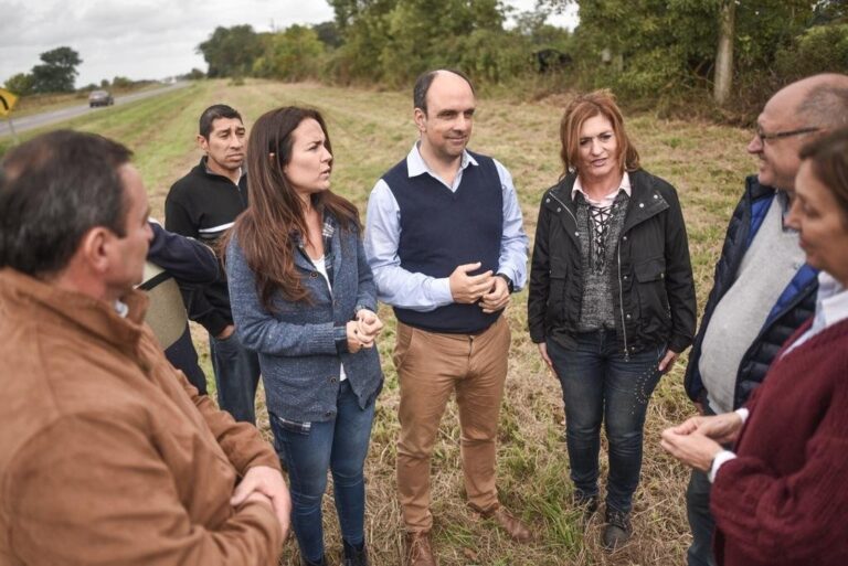 El acto del llamado a licitación para llevar a cabo el proyecto se realizó este miércoles. Gentileza: prensa Municipalidad de Santa Fe.
