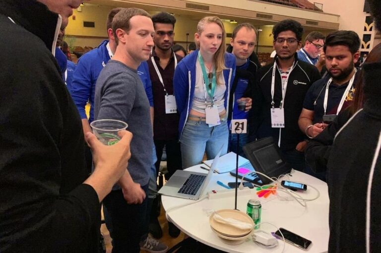 Experiencia. El joven santafesino se convirtió en el único del país en formar parte del equipo que participó del Facebook Developer Conference. Aquí