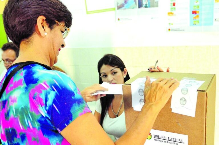 Una apatía generalizada crea un clima donde las elecciones generales en Entre Ríos parecen muy lejanas.