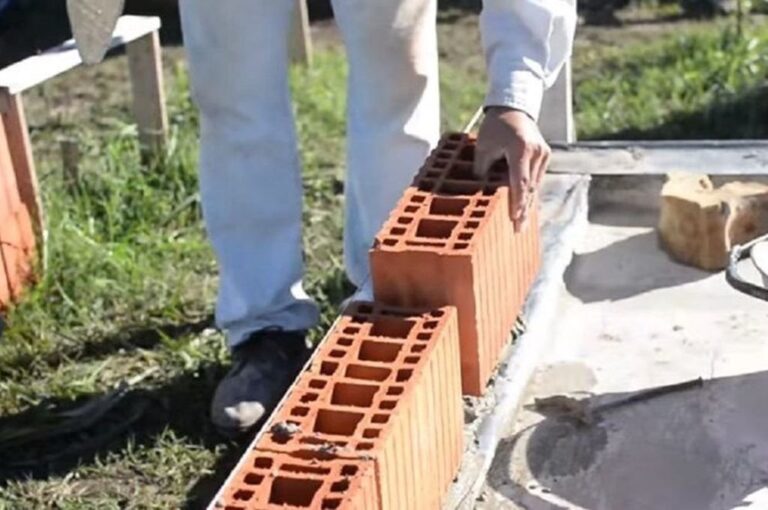 Entre los requisitos para acceder a crédito están: constituir un grupo familiar