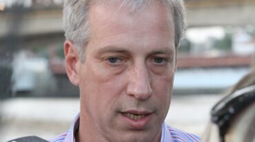 Dionisio Scarpin. El radical fue reelecto en Avellaneda con el 64% de los votos. Manuel Fabatía.