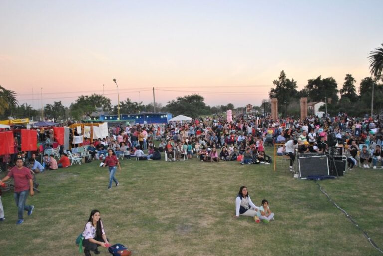 Los actos se centraron en el predio del ferrocarril. Gentileza: prensa Municipalidad de Vera.