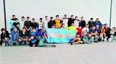 Parte de los protagonistas del I Entrerriano de Frontball