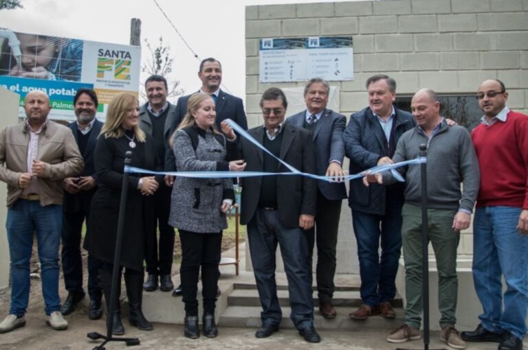 La inauguración de 95 plantas potabilizadoras en la provincia benefició a localidades