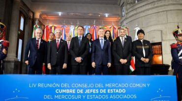 La foto oficial con los representantes de cada país.