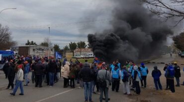 Uno de los cortes que realizaron los empleados municipales nucleados en la Festram. Prensa Festram