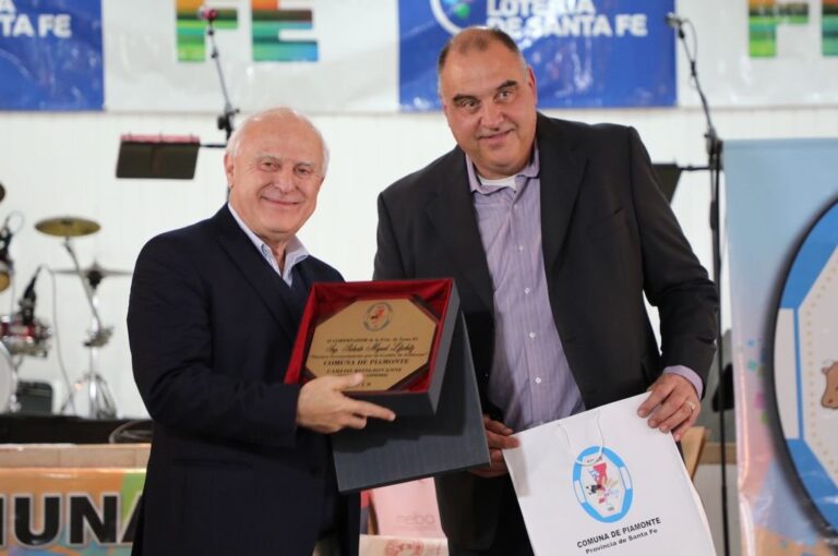 El gobernador habló en Piamonte sobre su gestión. Gentileza: prensa Gobierno de Santa Fe.