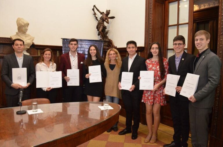 El proyecto Delta Mesh creado por participantes del hackatón local