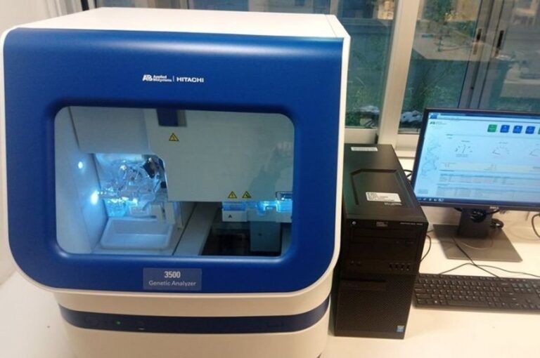 Artefacto. El nuevo secuenciador de ADN ABI 3500. Gentileza.