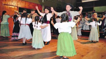 Bailes típicos. Todos los espacios culturales están abiertos a la comunidad para el desarrollo de actividades artísticas y culturales sin costo alguno. Transmedia TV.