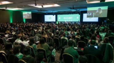 Presencia. El jueves se realizaron las charlas abiertas a un amplio público en las instalaciones del hotel Ros Tower. Marcelo Manera.