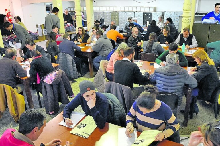 Ya comenzó el escrutinio definitivo de las PASO