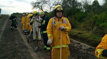 En total serán unos 400 bomberos argentinos (la mayoría de Córdoba
