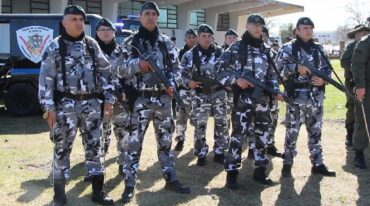 Participaron distintas unidades de la fuerza. Durante el acto se entregaron distinciones a fallecidos en actos de servicio