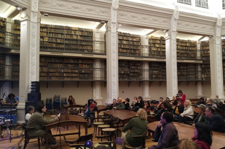 La presentación del proyecto se dio en la tarde del pasado sábado en el marco de un nuevo Ciclo de poesía y narrativa argentina. Gentileza.