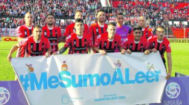 Patronato a la cancha ante Independiente. Gran victoria y por ahora lejos del descenso. Tiene argumentos para seguir en Superliga.  Marcelo Miño