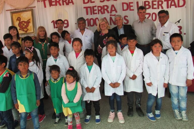 La ministra Claudia Balagué estuvo en los festejos. Gentileza: prensa Gobierno de Santa Fe.