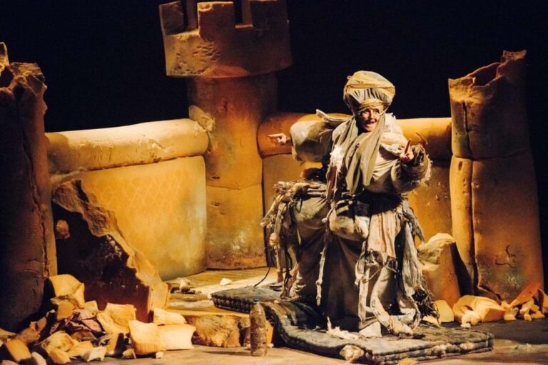 La reconocida obra cordobesa 'Bufón' formará parte del festival. Se trata de un cuestionamiento a los poderes establecidos